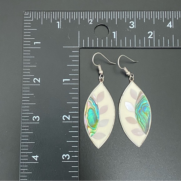 Vintage Alpaca Mexico Handcrafted MOP Abalone Inlay Mexican Silver Earrings 7g - Picture 7 of 13